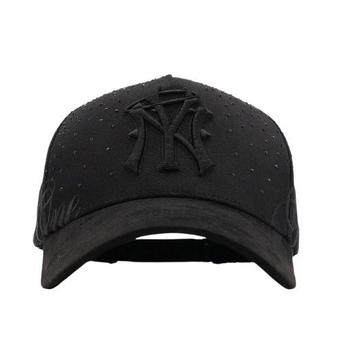 31 HATS "FOREVER BLACK"
